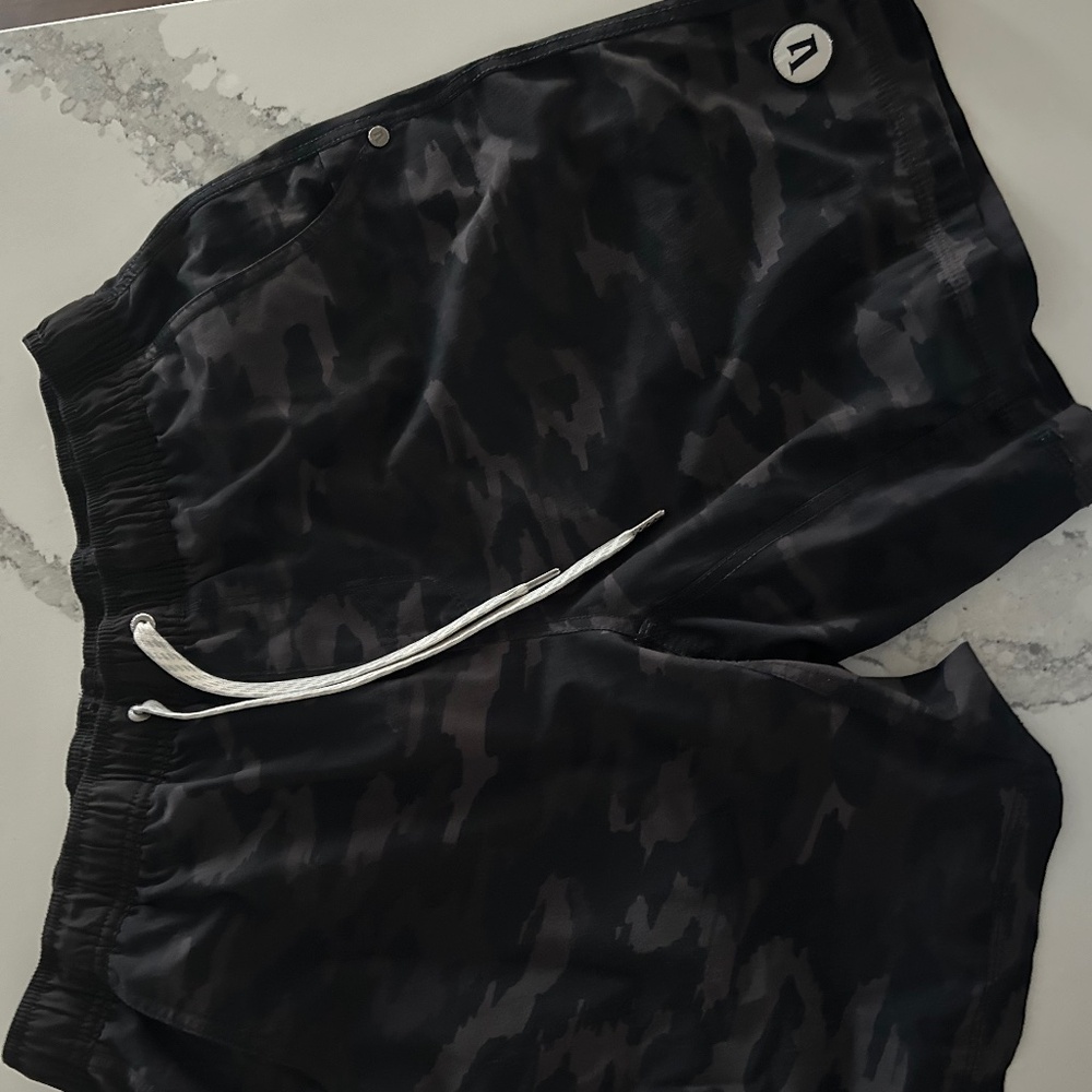 Men's Vuori Kore Shorts